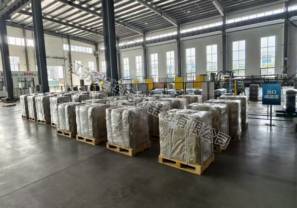 ��ѹ����о